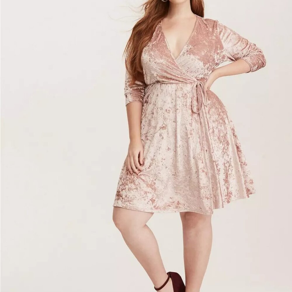 NWT Torrid Mini Velvet Wrap Dress